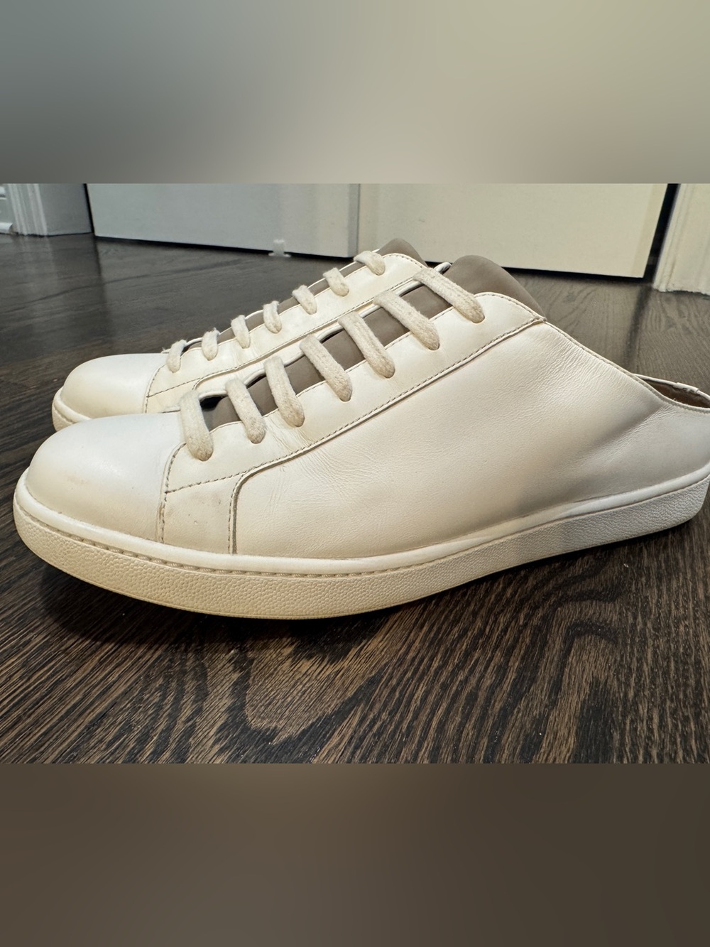Vince • Varley Leather Mule Slip-On Sneakers (7.5)